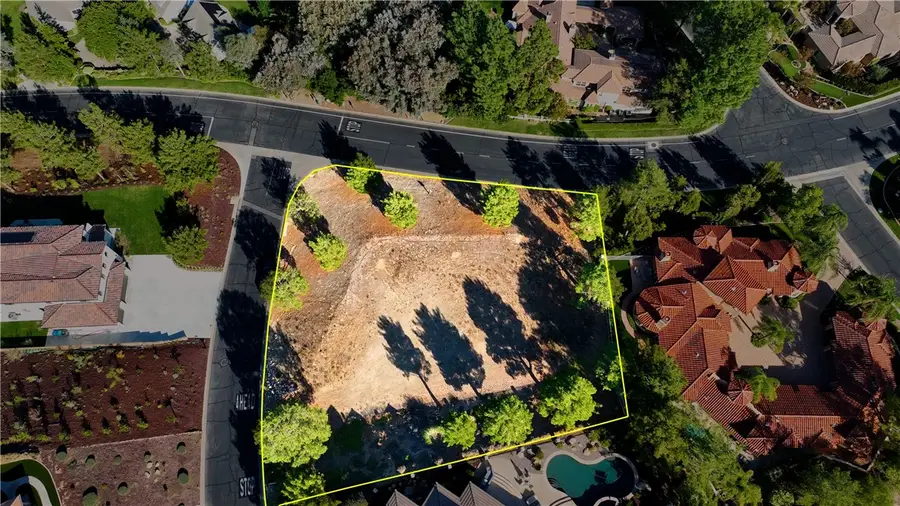 22171 Twin Oaks, Murrieta, CA 92562 - Image #2