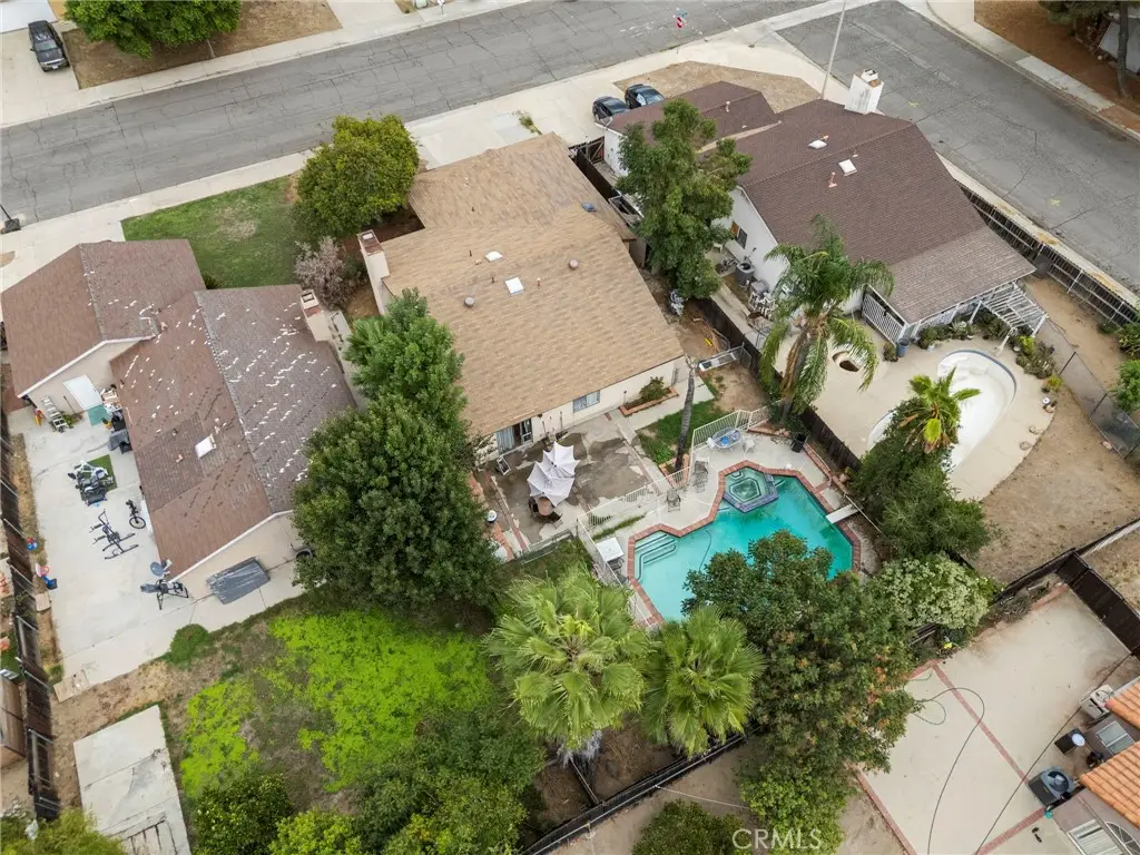 127 N Massachusetts, Lake Elsinore, CA 92530 - Image #1