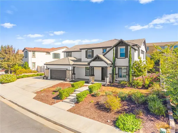 37746 Golden Eagle, Murrieta, CA 92563