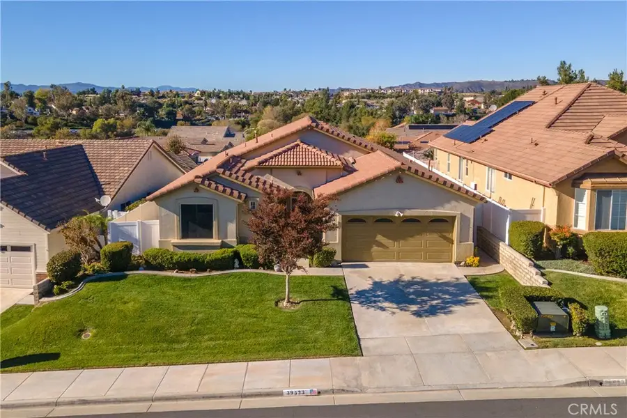 39523 Sierra Madre Drive, Murrieta, CA 92563 - Image #3