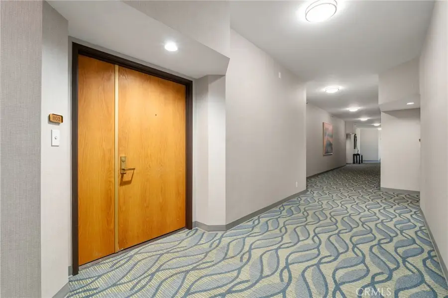 1310 E Ocean Boulevard #1103, Long Beach, CA 90802 - #3