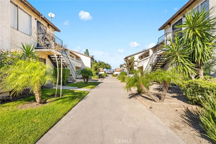 17425 Arrow Bl #8, Fontana, CA 92335 - Image #2