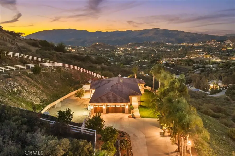 40055 Valle Vista, Murrieta, CA 92562 - Image #3