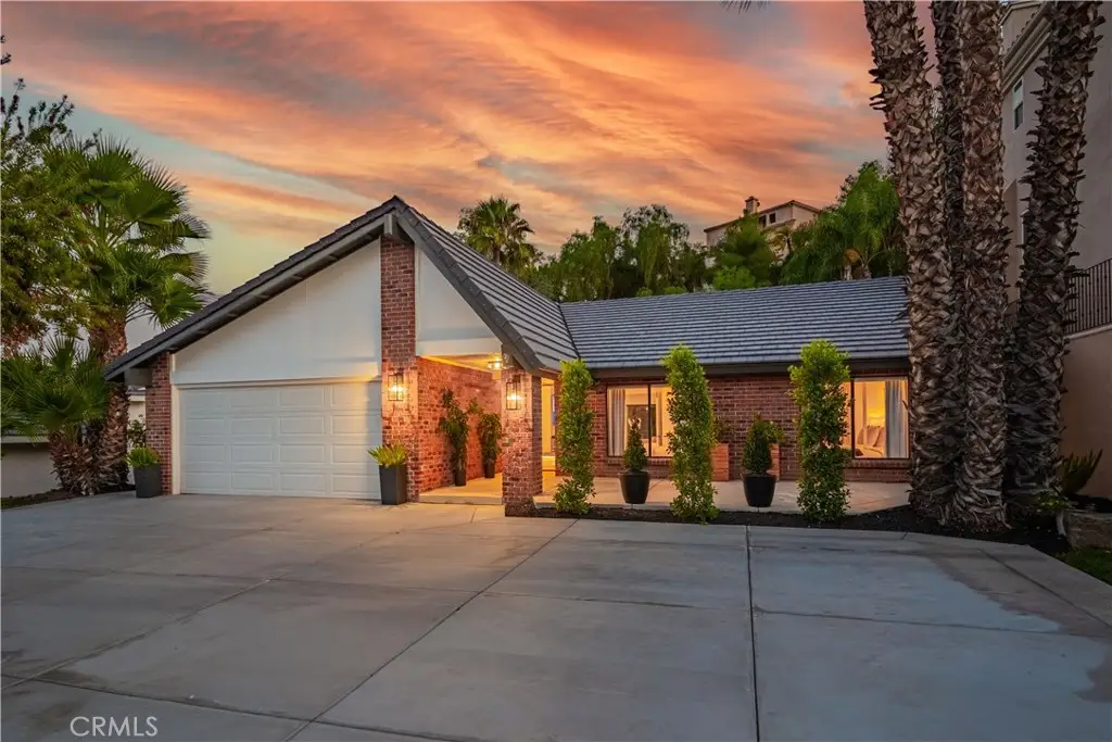 22207 Vacation, Canyon Lake, CA 92587 - Image #1