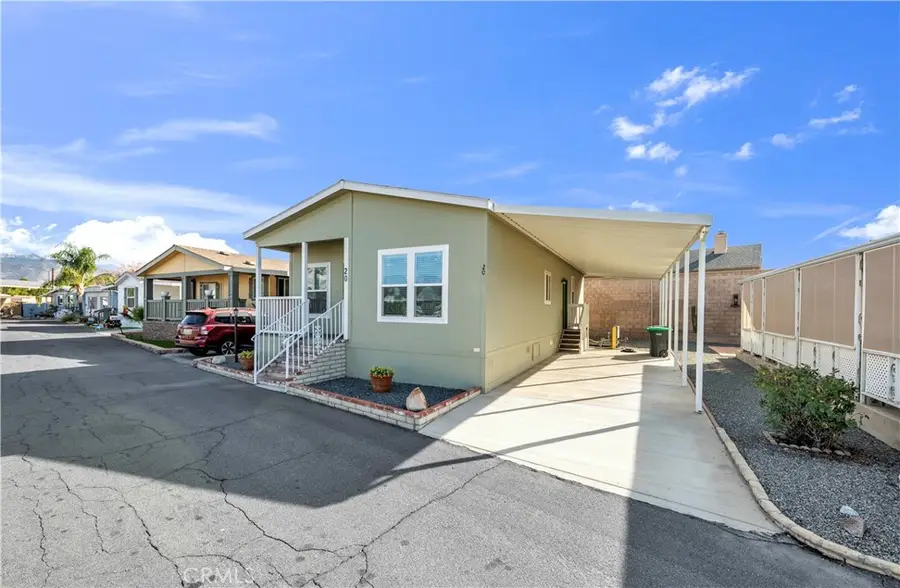 880 N Lake Street #20, Hemet, CA 92544 - Image #3