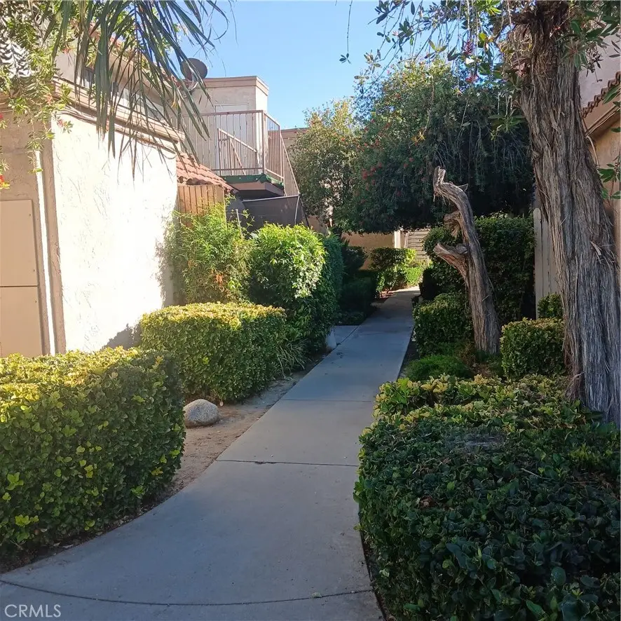 2433 West Acacia Avenue, Hemet, CA 92545 - #2