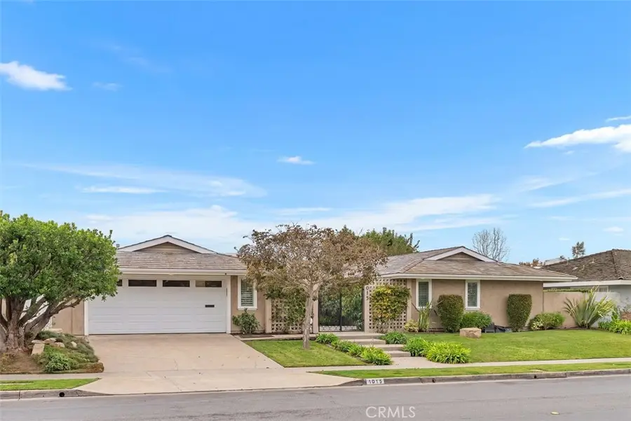 1015 Nottingham Road, Newport Beach, CA 92660 - Image #3