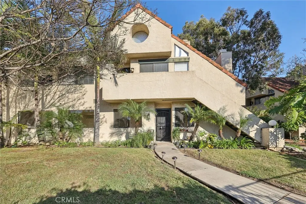 383 N Melrose Drive #G, Vista, CA 92083 - Image #1