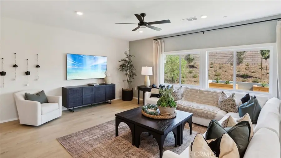 30600 Corte Hermoso, Winchester, CA 92596 - Image #2