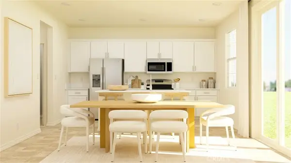 2441 Gunner Ridge Way, Rialto, CA 92377