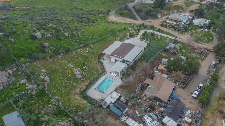 26460 Dale, Hemet, CA 92545 - Image #2