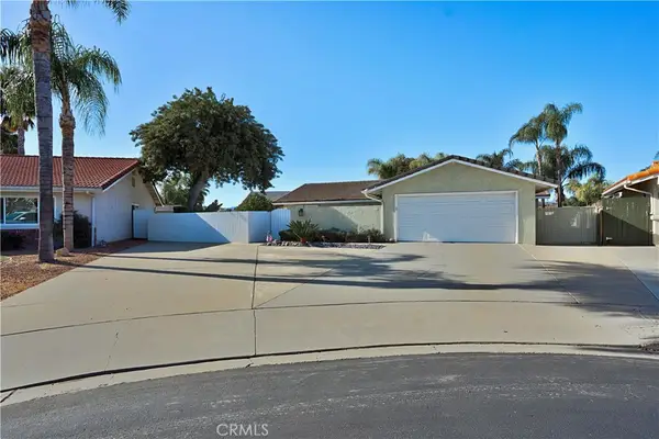 22568 Castle Crag Drive, Canyon Lake, CA 92587