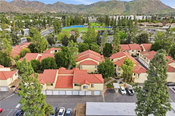 1142 W Blaine #201, Riverside, CA 92507