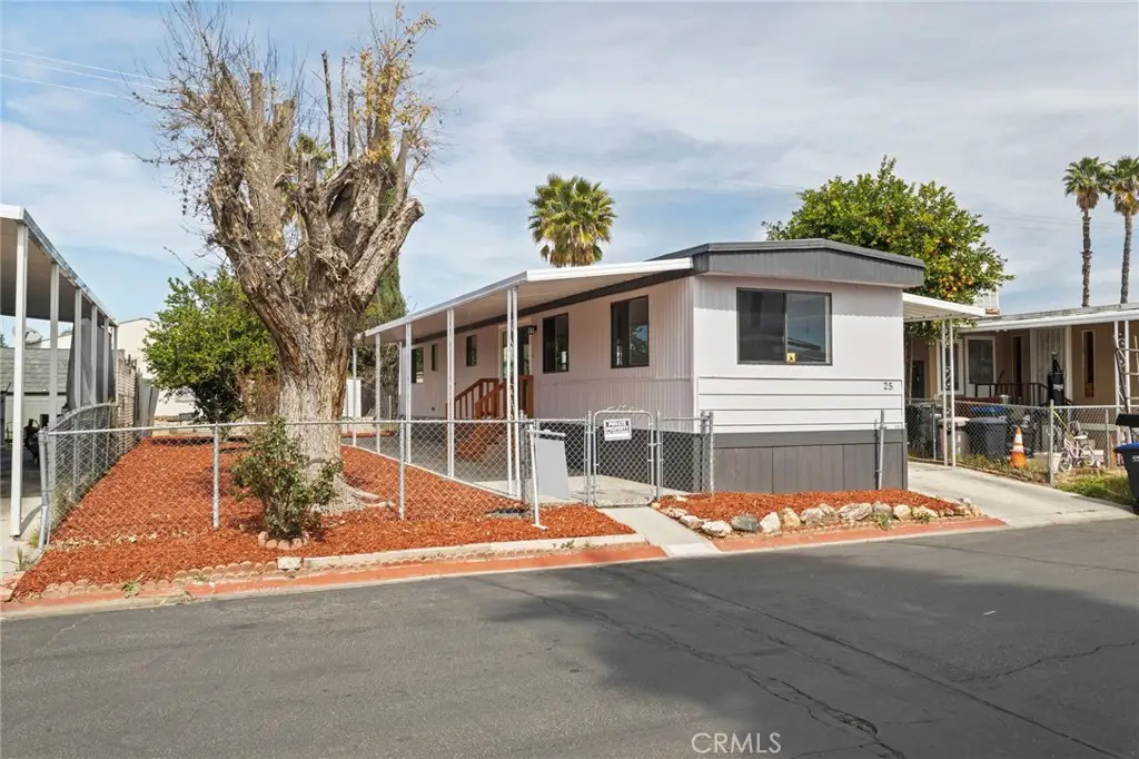 1097 N State #25, Hemet, CA 92543 - #1