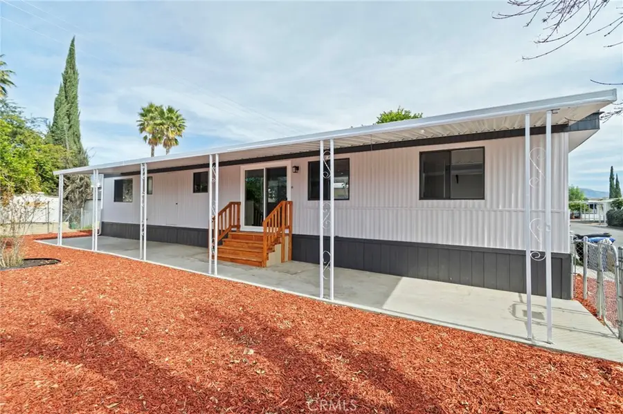 1097 N State #25, Hemet, CA 92543 - #2