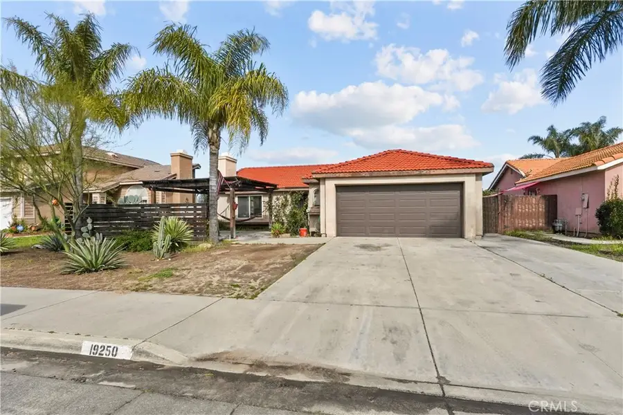 19250 Henshaw Court, Lake Elsinore, CA 92530 - #3