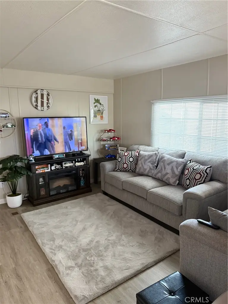 260 N Lyon #38, Hemet, CA 92543 - #3