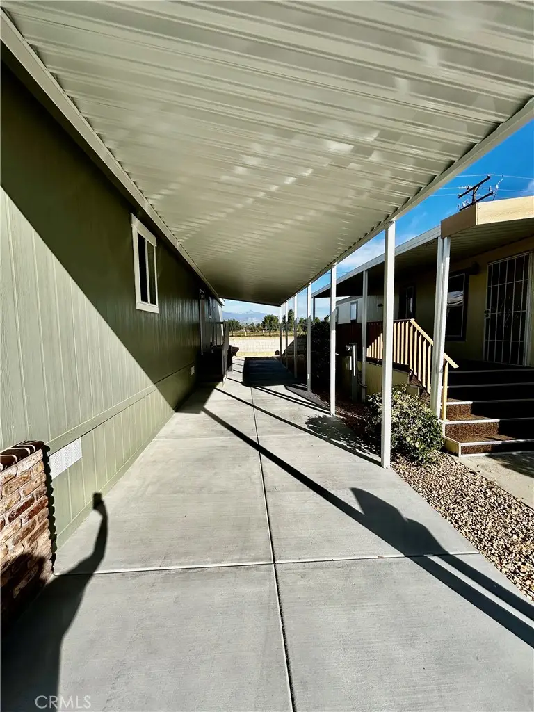 675 W Oakland Avenue #B8, Hemet, CA 92543 - #2