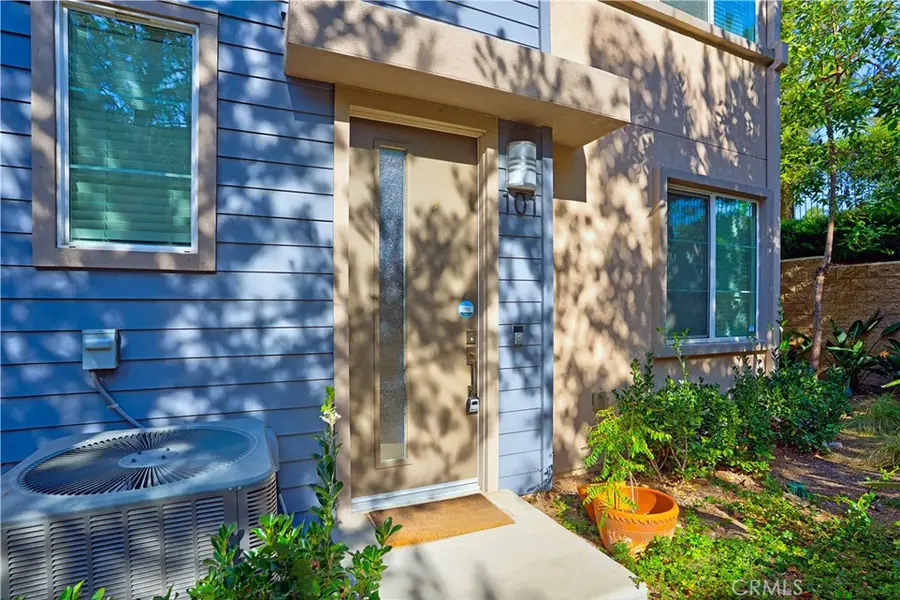 609 Savi #101, Corona, CA 92878 - #2