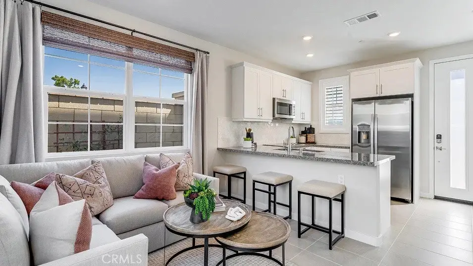 2586 E Lincoln Paseo, Ontario, CA 91762 - #1