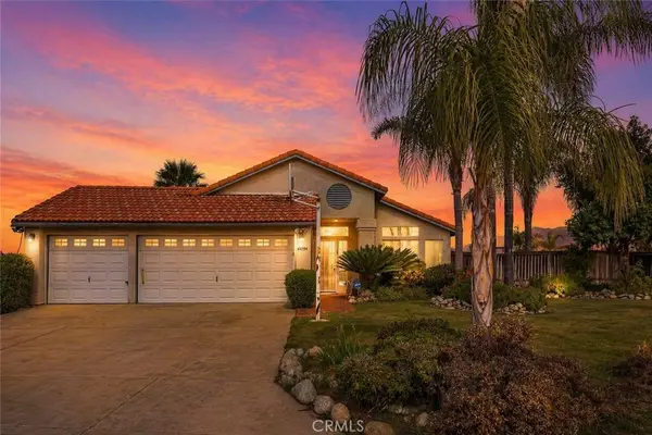 44194 Meadow Grove, Hemet, CA 92544