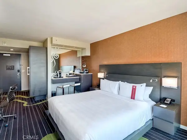 207 5th Avenue, San Diego, CA 92101