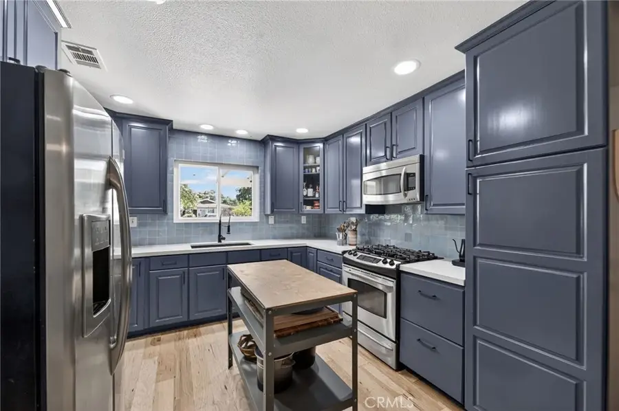 1463 Clock Ave, Redlands, CA 92374 - #2