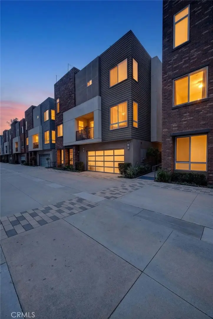 821 Brickyard, Costa Mesa, CA 92627 - #2