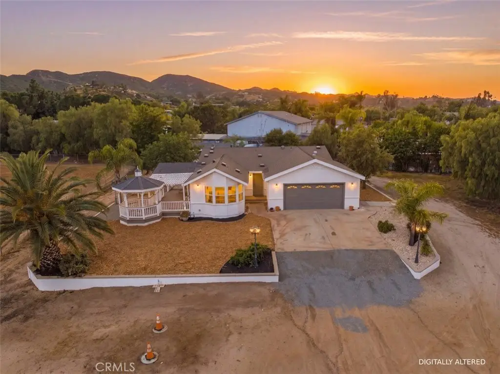 33634 Howard, Menifee, CA 92584 - #1