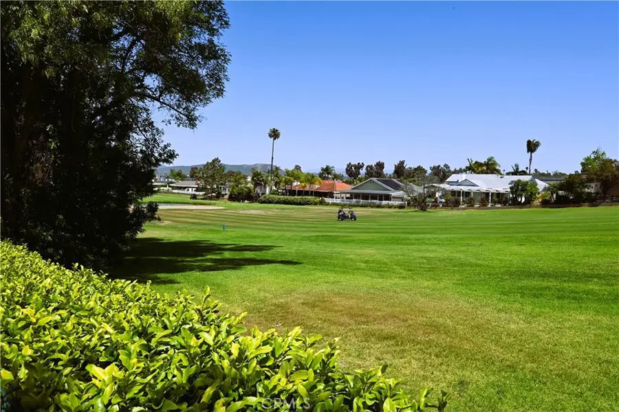 1075 La Reina, San Marcos, CA 92078 - #2