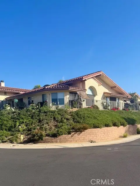 1113 Crescent Bend, Fallbrook, CA 92028