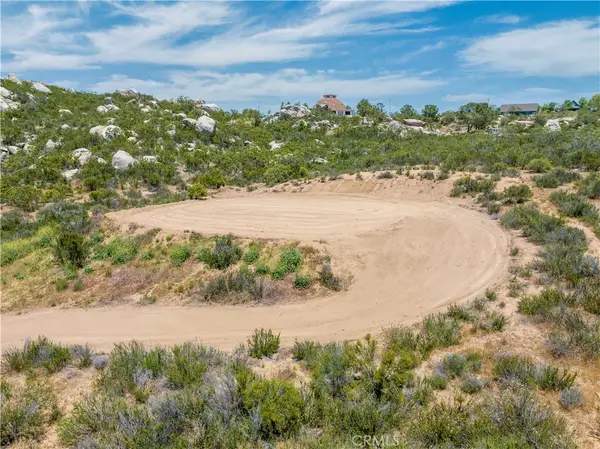 712 Rolling Hills Drive, Aguanga, CA 92536