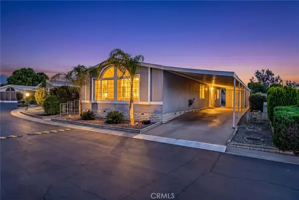 24600 Mountain Avenue #11, Hemet, CA 92544