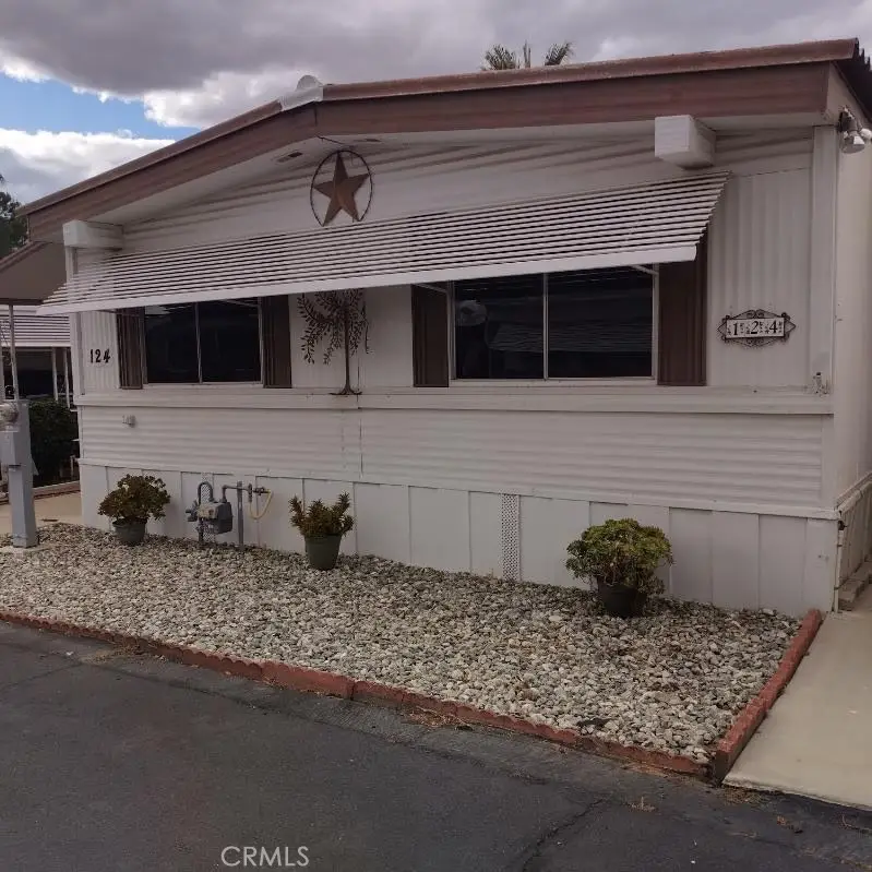 725 Thornton Avenue, Hemet, CA 92543 - #1