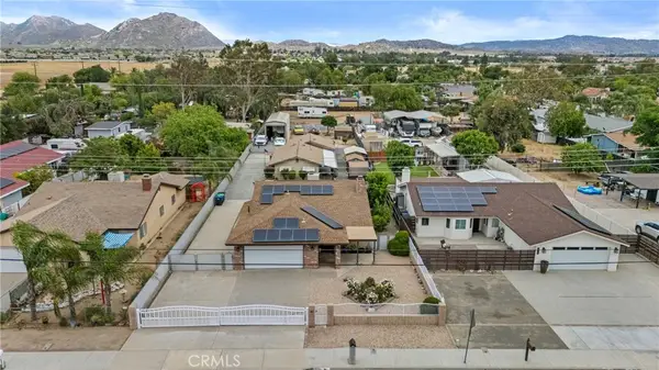 2761 Redlands, Perris, CA 92571