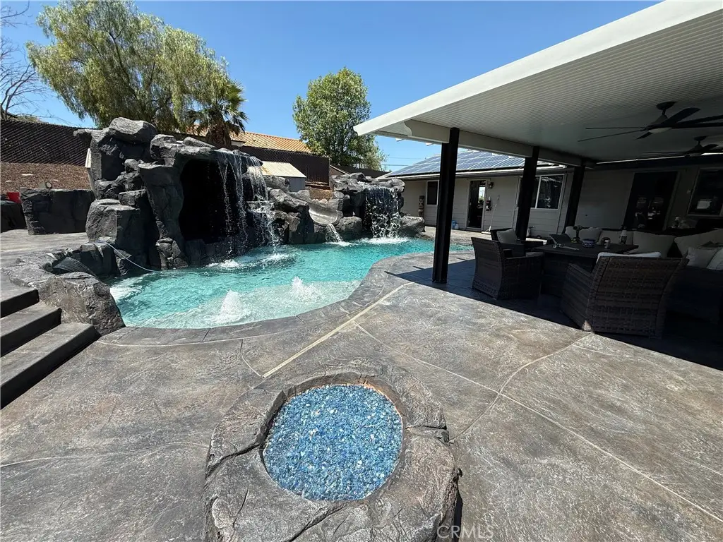 14335 Laurel Drive, Riverside, CA 92503 - #1
