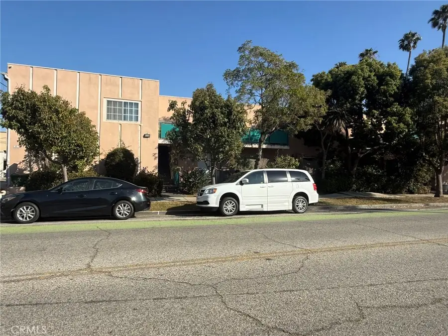 1902 Arizona, Santa Monica, CA 90404 - #2