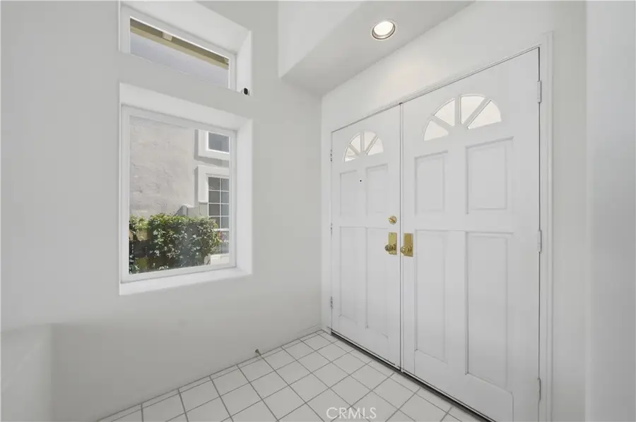 45388 Via Jaca, Temecula, CA 92592 - #2