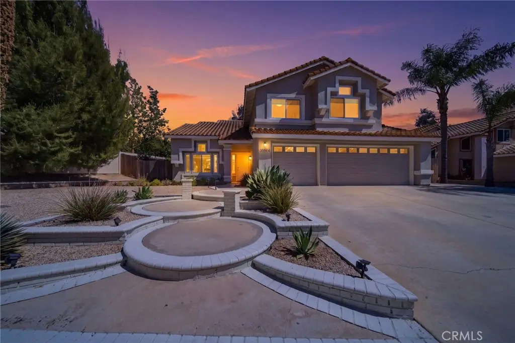 39864 Ranchwood Dr, Murrieta, CA 92563 - #1