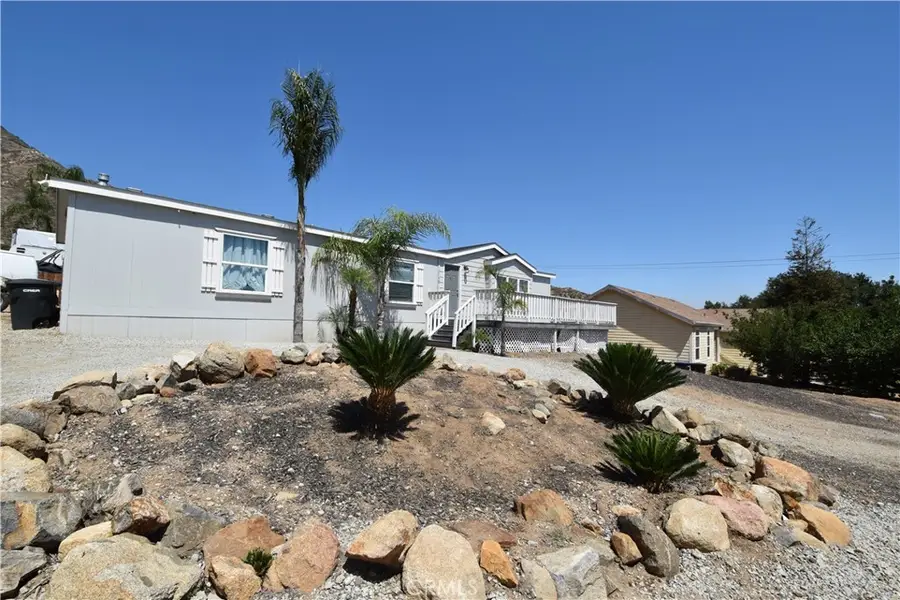 17190 Coleman Avenue, Lake Elsinore, CA 92530 - #2