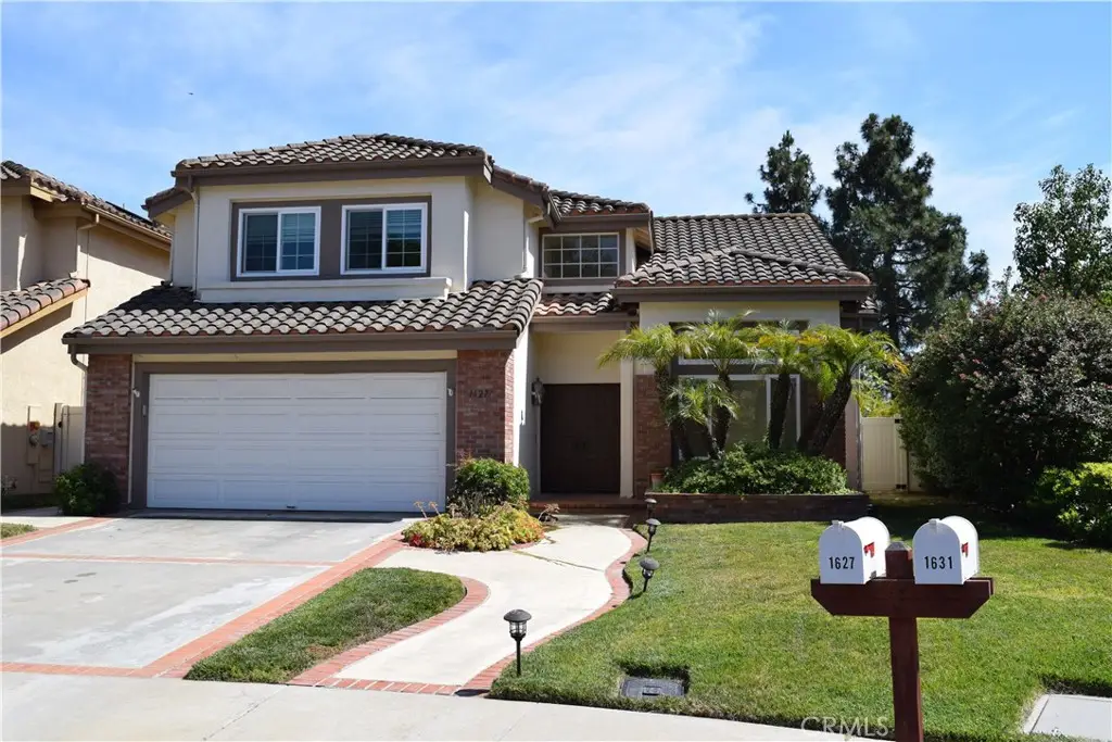 1627 Dawson Drive, Vista, CA 92081 - #1