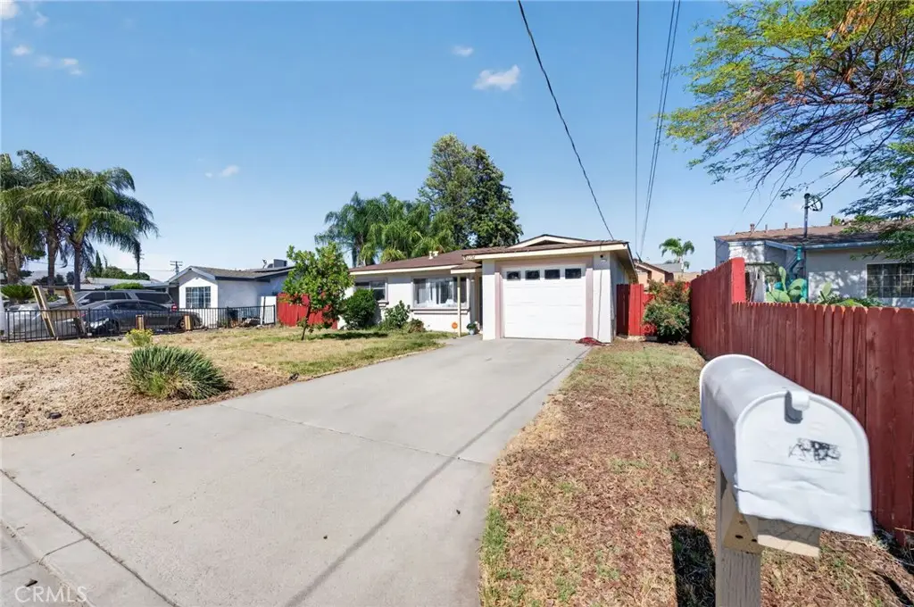 26296 Investors, Hemet, CA 92544 - #1