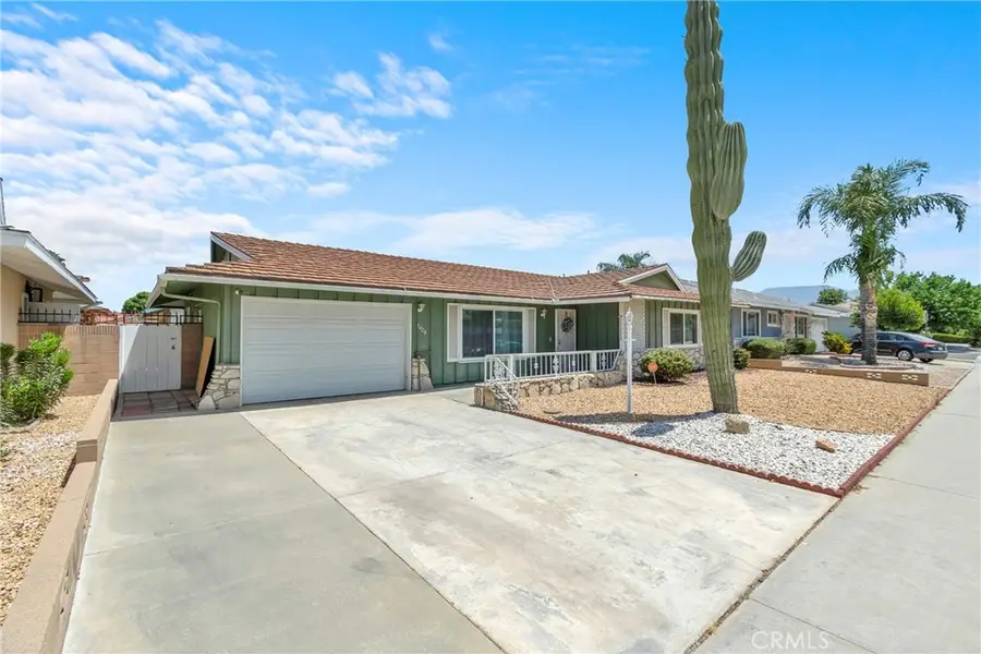1420 W Whittier, Hemet, CA 92543 - #2