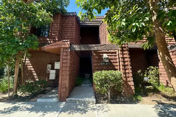 2741 Quail Ridge #33, Fullerton, CA 92835