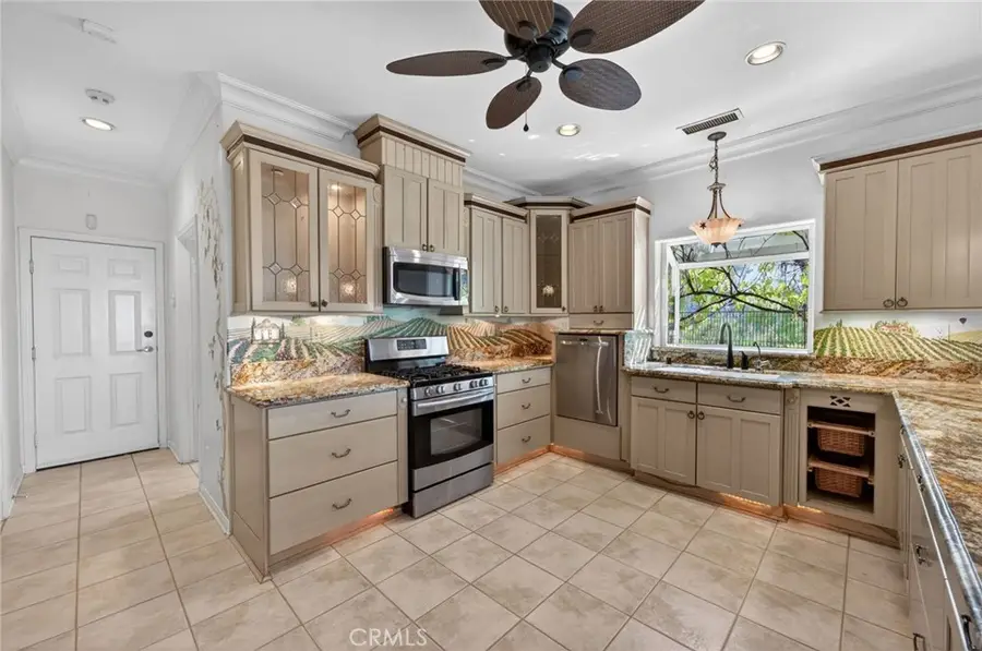 37540 Via El Dorado, Temecula, CA 92592 - #2