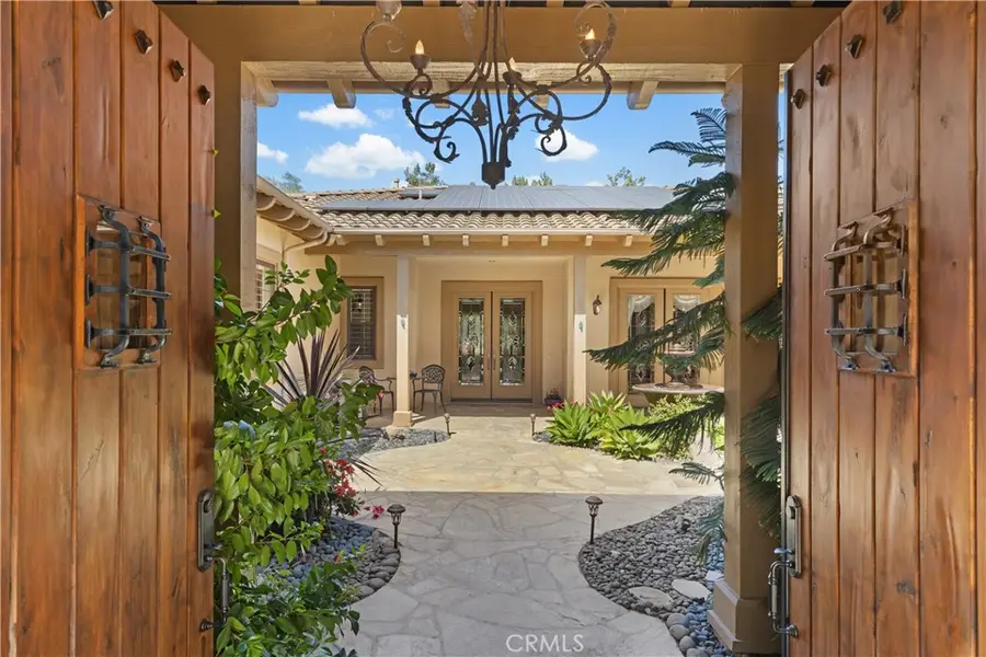 3349 Mendenaro Court, Fallbrook, CA 92028 - #2
