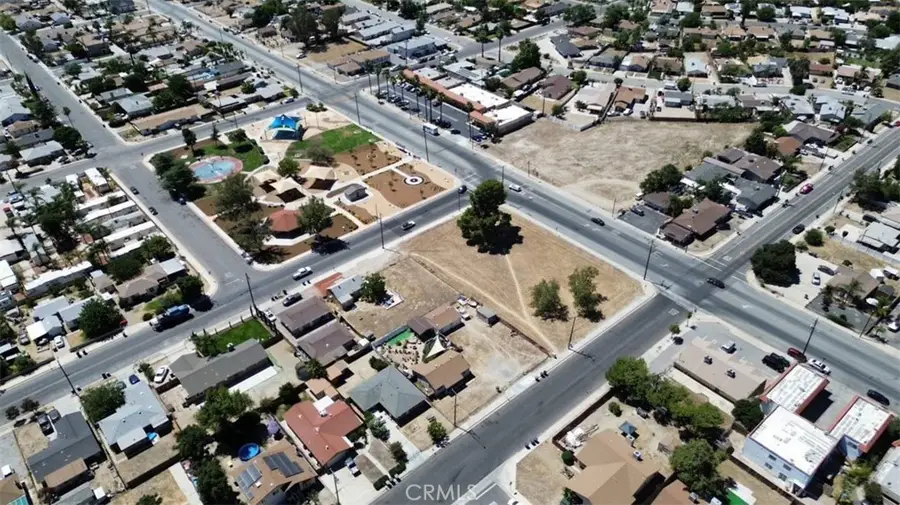 467 S Hewitt, San Jacinto, CA 92583 - #3