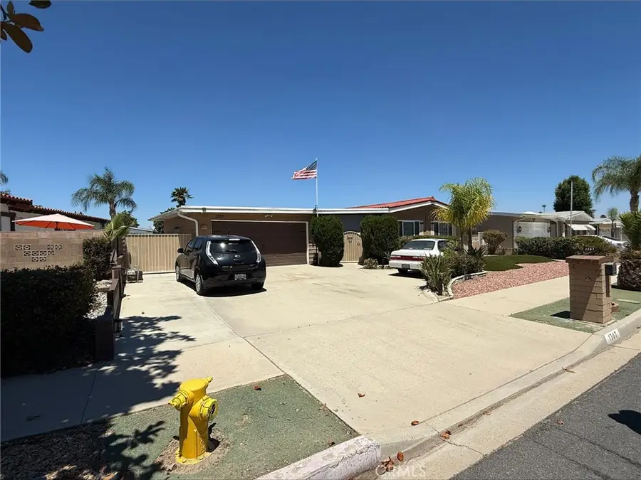 1307 Brentwood, Hemet, CA 92545 - #3