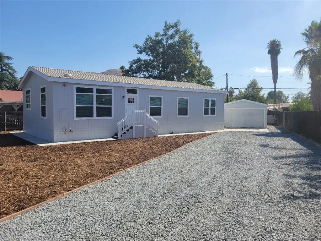 26113 Naumann, Homeland, CA 92548 - #1