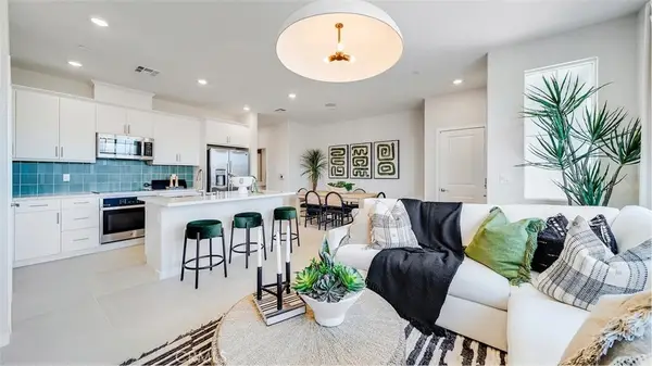 2703 Cloudview Privado, Ontario, CA 91761